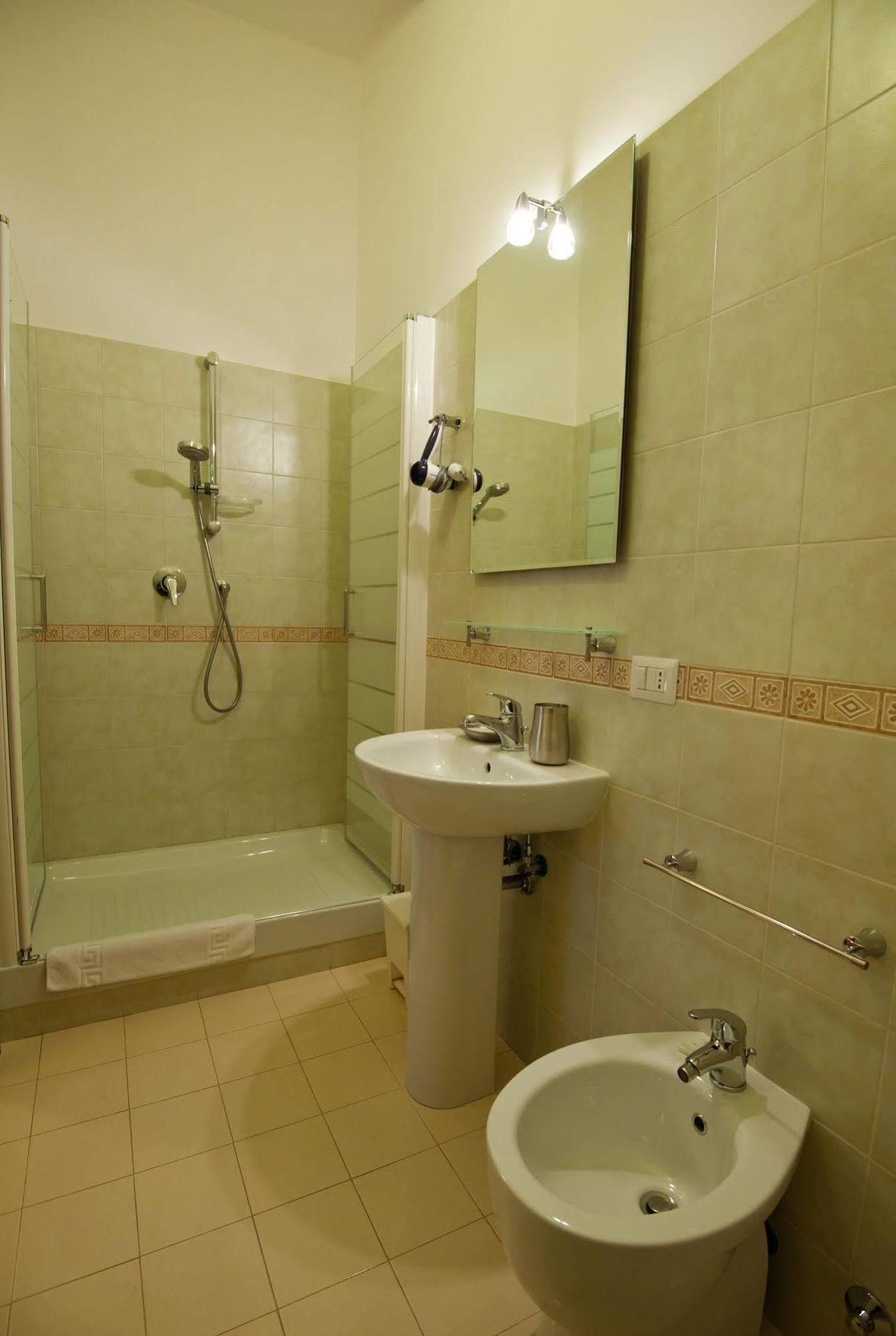 Services Porta Castello 2* Rom